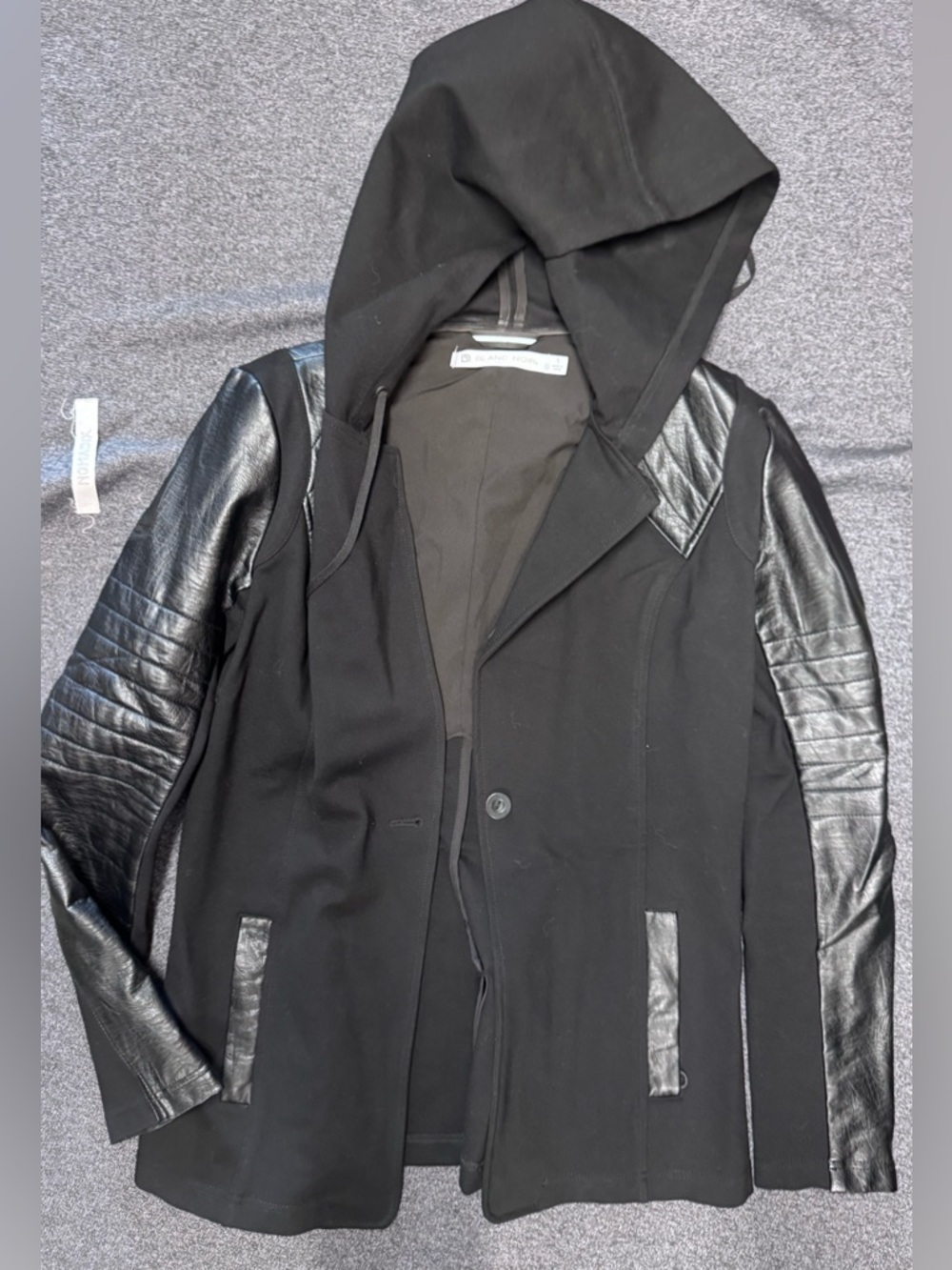 blanc noir Black Mixed-Material Hooded jacket